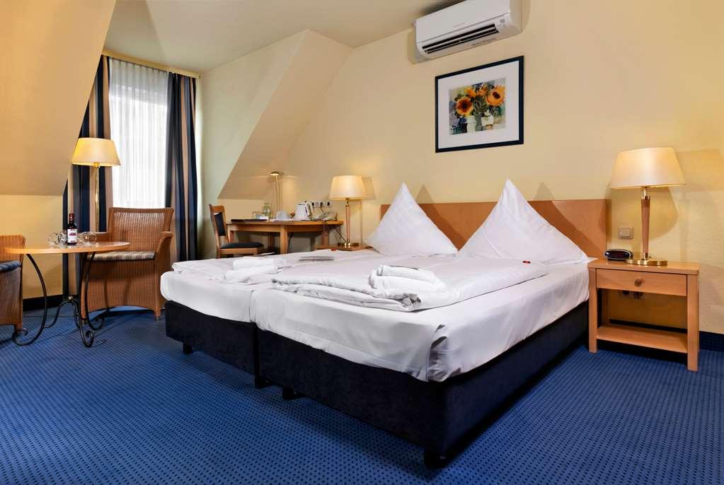 Tryp By Wyndham Luebeck Aquamarin Hotel Bilik gambar