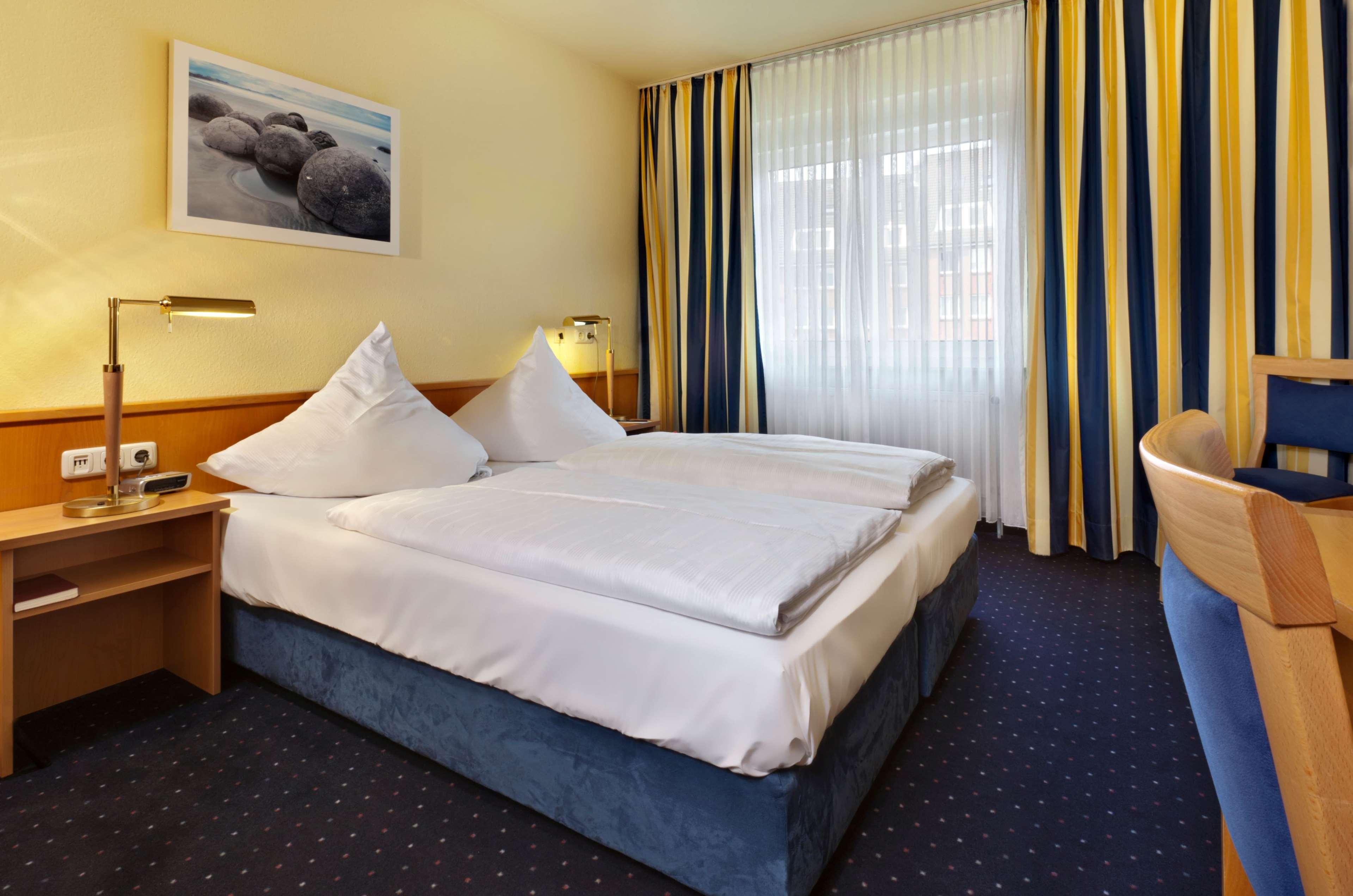 Tryp By Wyndham Luebeck Aquamarin Hotel Luaran gambar