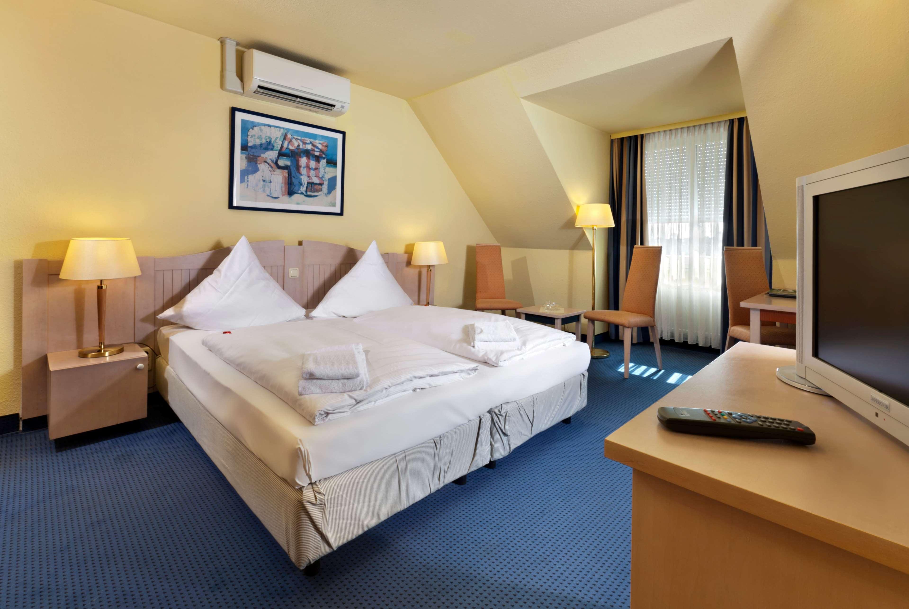Tryp By Wyndham Luebeck Aquamarin Hotel Bilik gambar