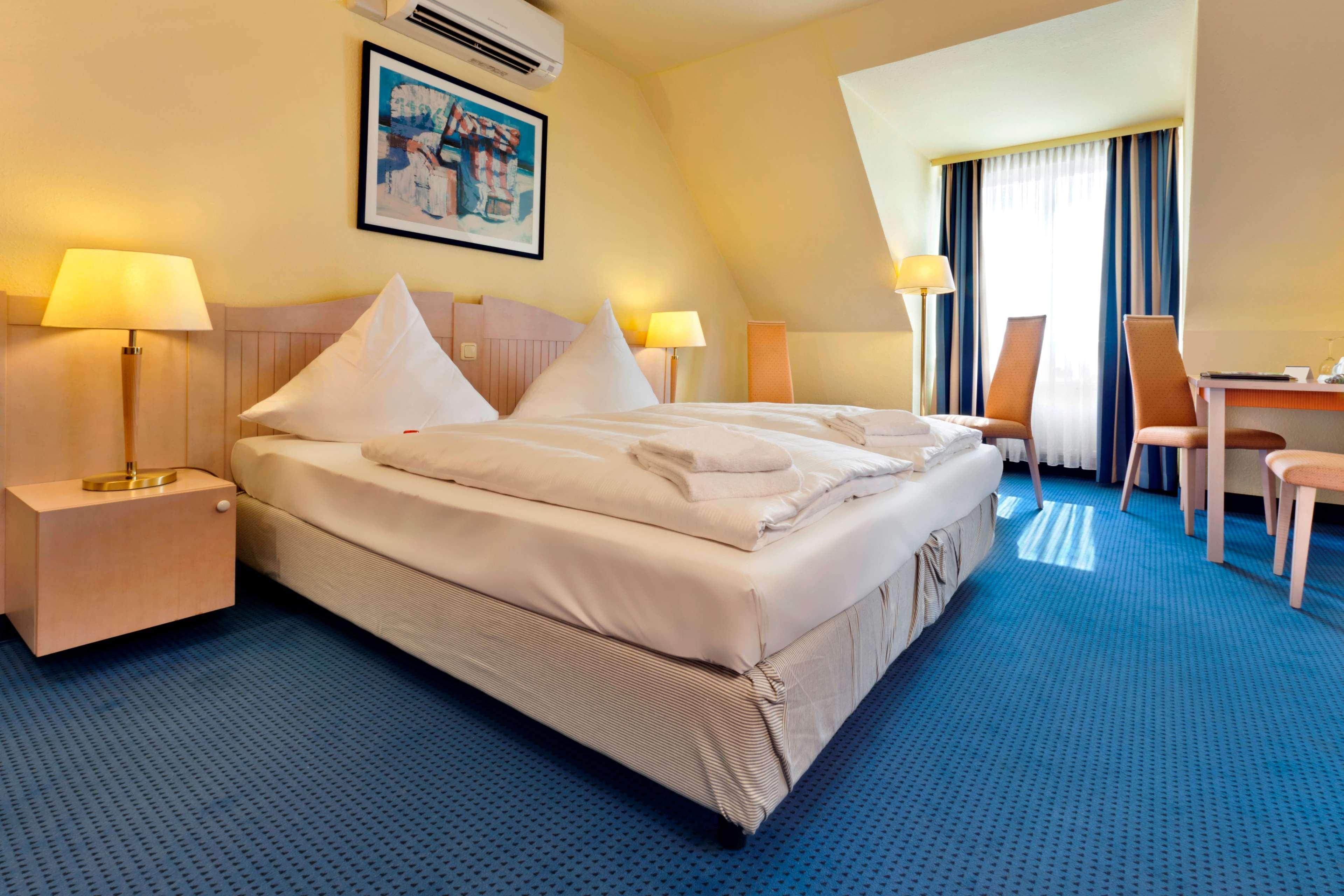 Tryp By Wyndham Luebeck Aquamarin Hotel Bilik gambar