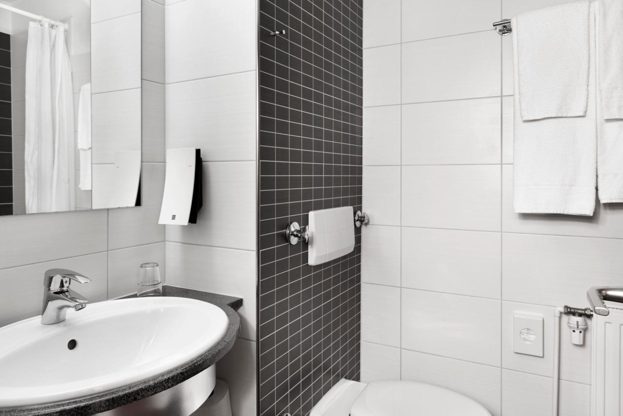 Tryp By Wyndham Luebeck Aquamarin Hotel Luaran gambar